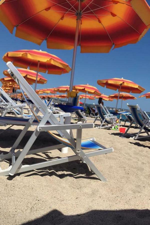 Villa Rosa Luxury Apartment مونديلّو المظهر الخارجي الصورة