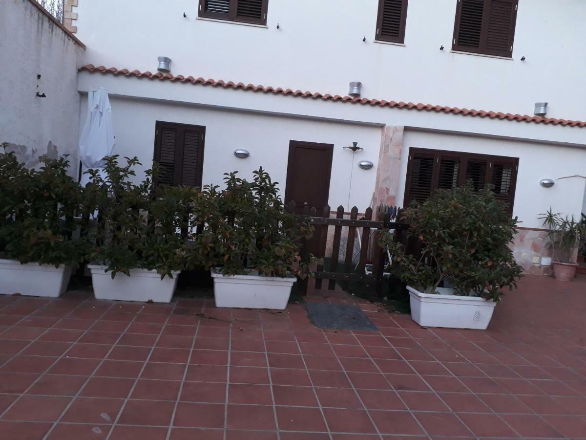 Villa Rosa Luxury Apartment مونديلّو المظهر الخارجي الصورة