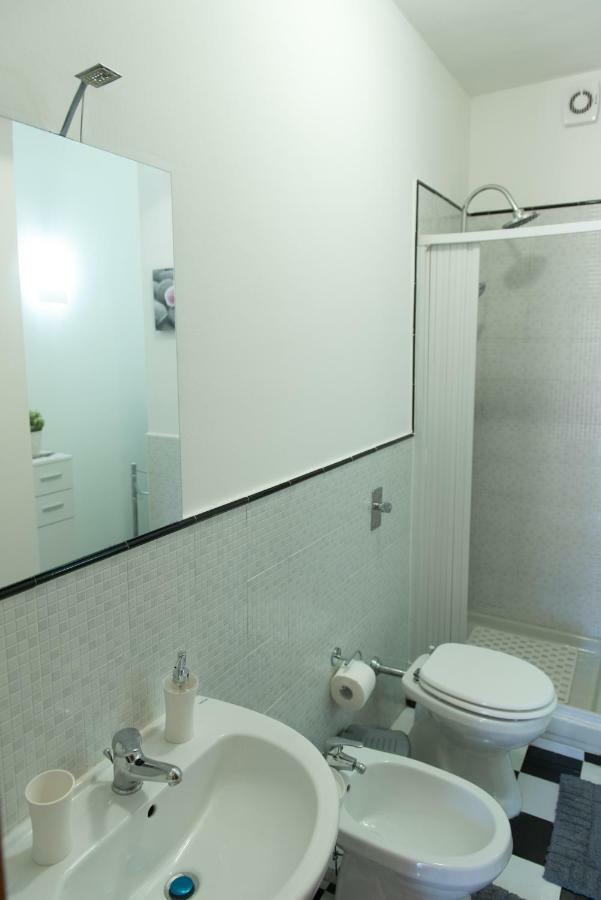 Villa Rosa Luxury Apartment مونديلّو المظهر الخارجي الصورة