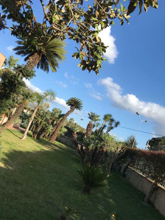 Villa Rosa Luxury Apartment مونديلّو المظهر الخارجي الصورة