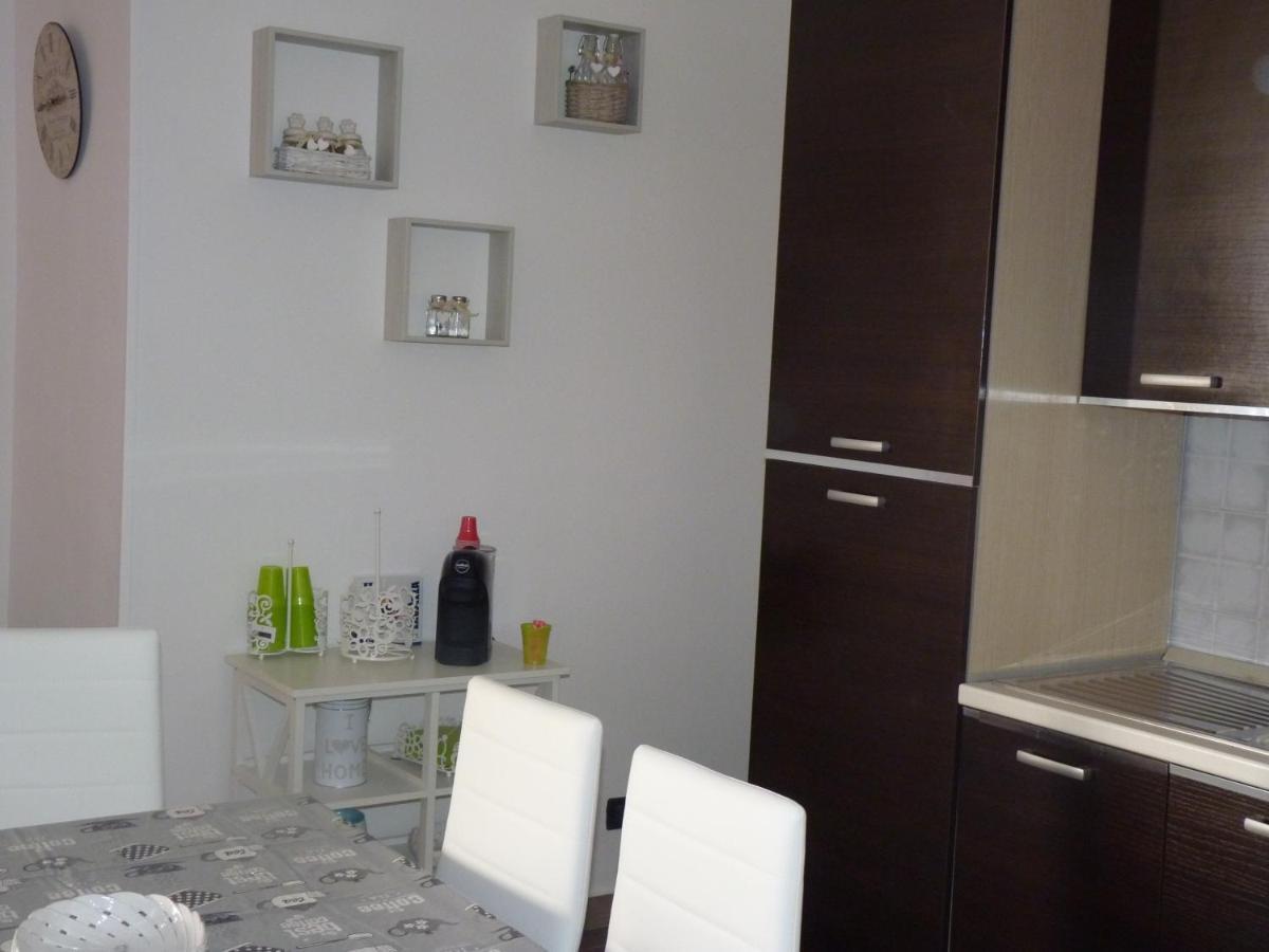 Villa Rosa Luxury Apartment مونديلّو المظهر الخارجي الصورة